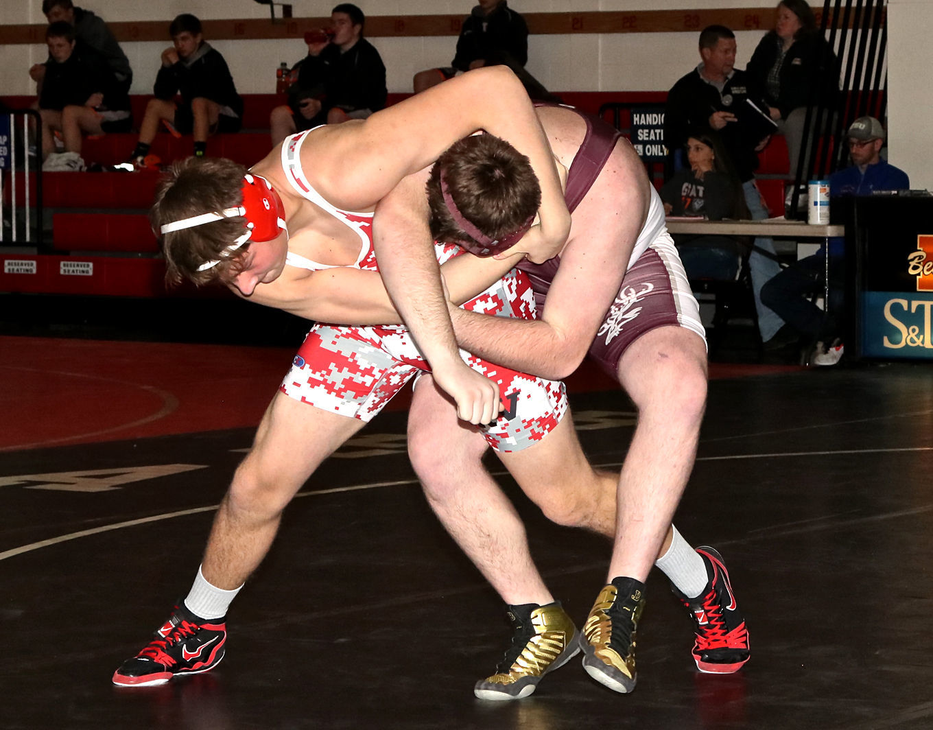 Aiden Gardner vs. Ridgway